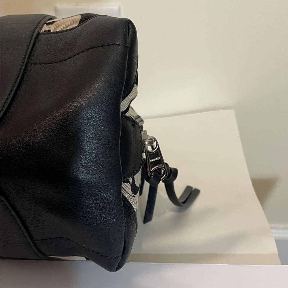 Coach Black and Tan Signature Satchel - Picture 5 of 16